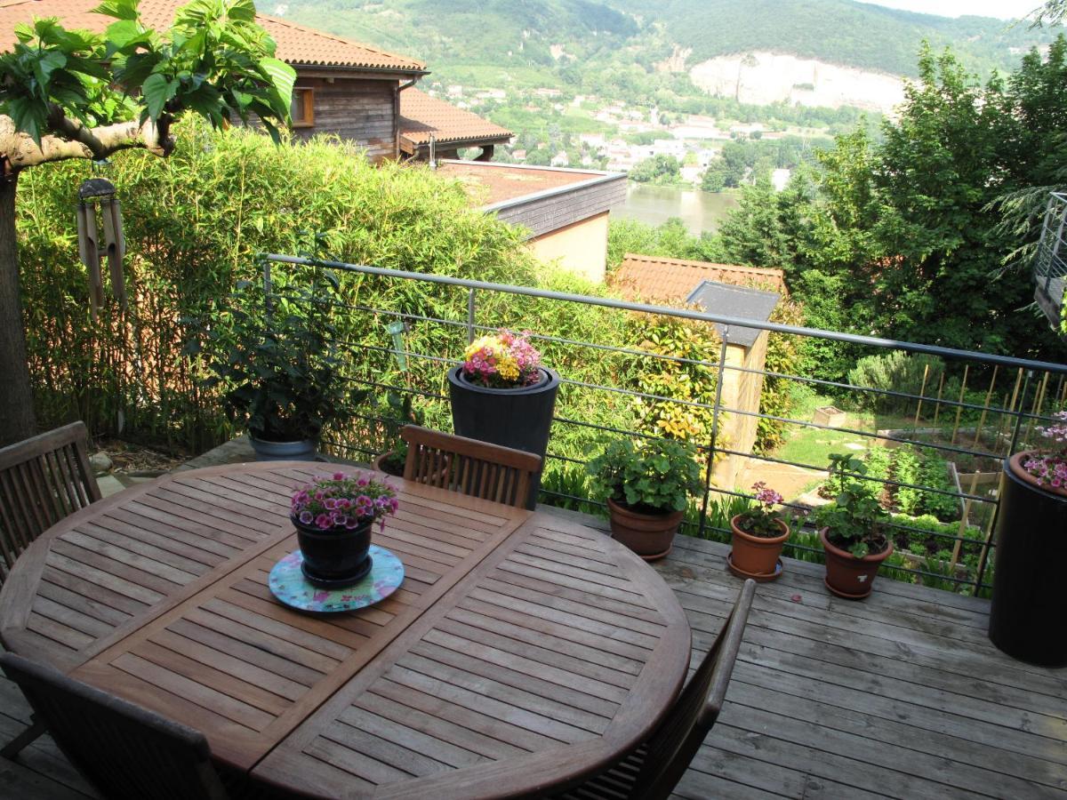 Les Terrasses De Rochetaillee Bed and Breakfast Εξωτερικό φωτογραφία